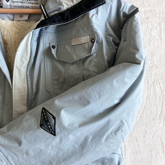 Columbia children ski jacket size 12-14 years - Picture 8 of 8